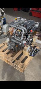 Yanmar 4JH80 marine engine @3200 with a KMH4A 2.04-1 hydraulic gear